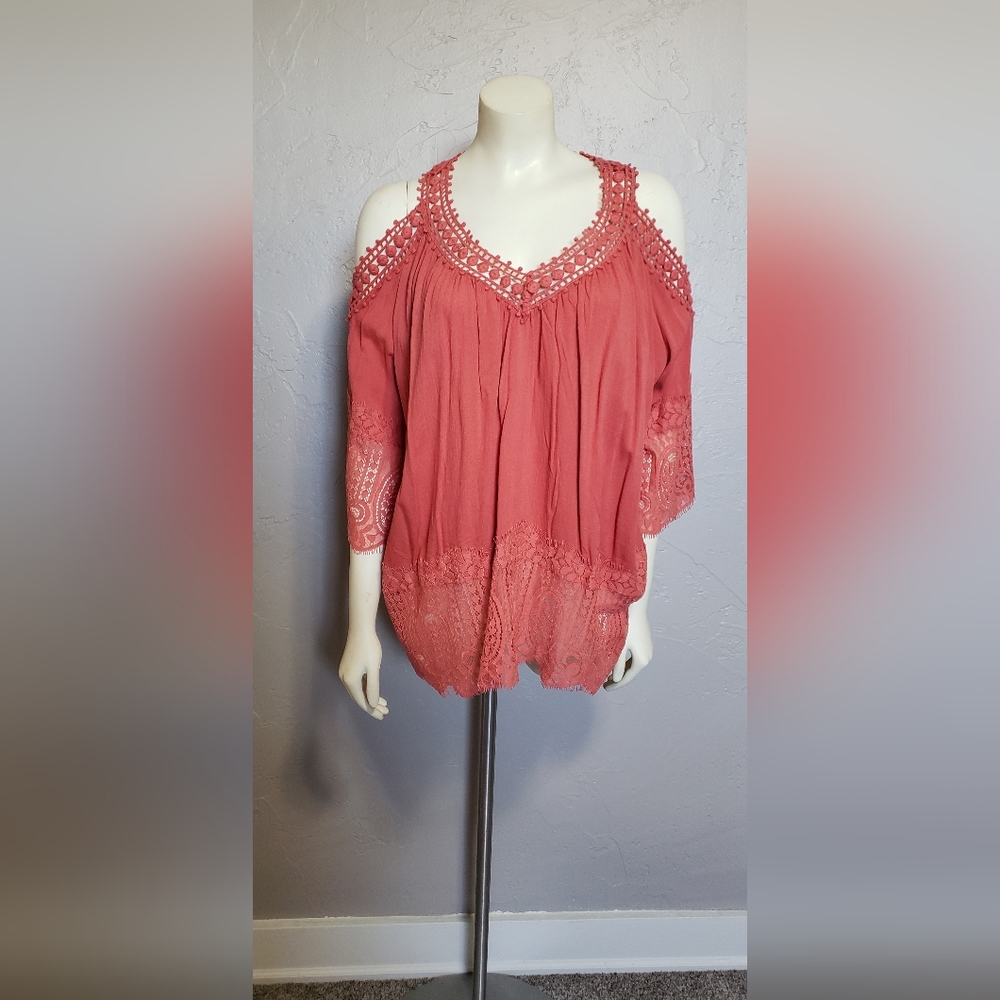 Buckle Cold Shoulder Top